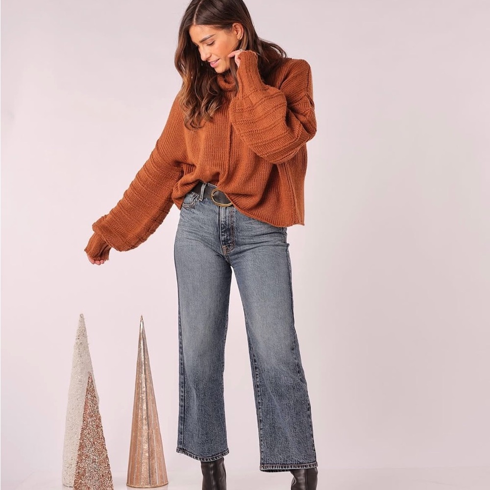 Dress Forum Sweater